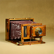 【FOLDING.CAMERA(折叠相机)】法国木制横置折叠相机细节图